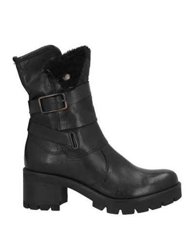 Paola Ferri Woman Ankle Boots Black Size 8 Soft Leather In Black
