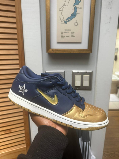 Pre-owned Nike X Supreme Metallic Gold Dunk Shoes In Blue