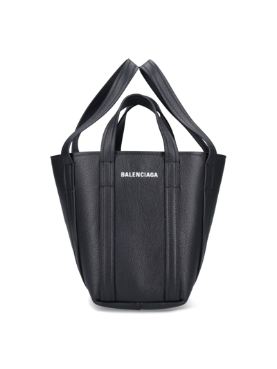 Balenciaga Everyday Logo-print Leather Tote Bag In Black  