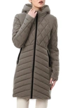 BERNARDO MIXED MEDIA WATER RESISANT QUILTED PUFFER JACKET