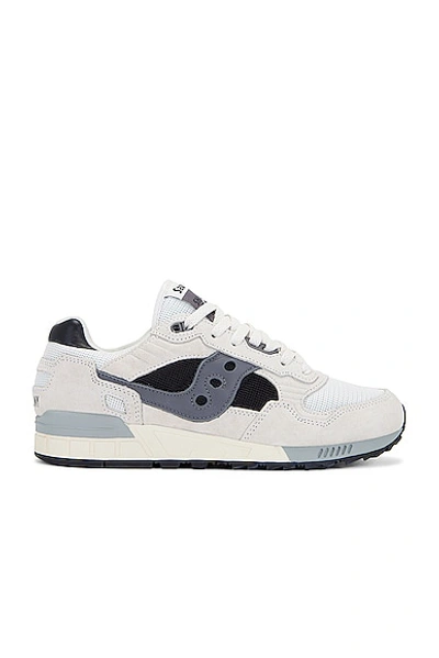 Saucony Shadow 5000 Sneaker In White