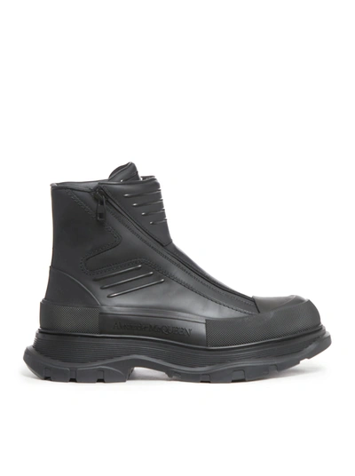Alexander Mcqueen Tread Slick Ankle Boots In Black