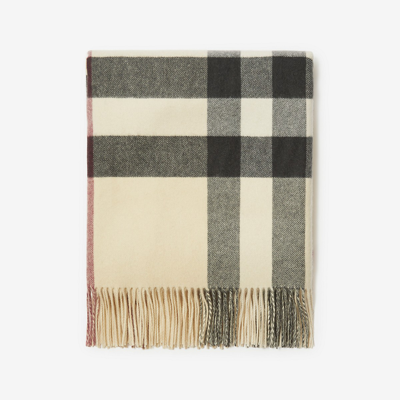 Burberry Cashmere House Check Blanket (140cm X 140cm) In Stone