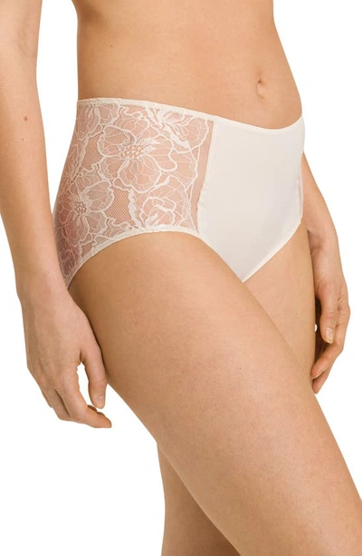 Hanro High-rise Selma Briefs In Warm Sand