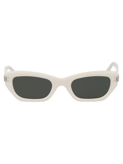 Gentle Monster Sunglasses In W2 White