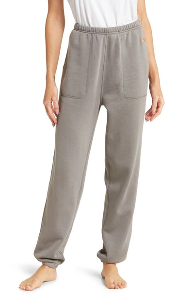 Lunya Reversible Cotton Blend Pajama Joggers In Ebbing Fog