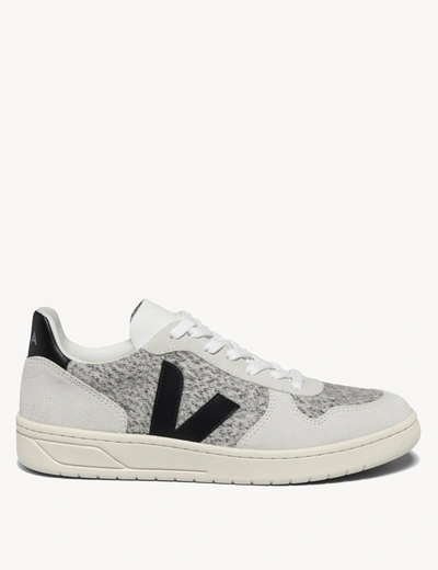 Veja V-10 Flannel In White