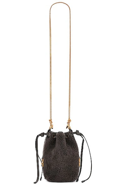 Chloé Marcie Grained Leather Chain Bucket Bag In Black
