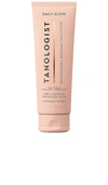 Tanologist Brightening Daily Glow In Fair To Medium
