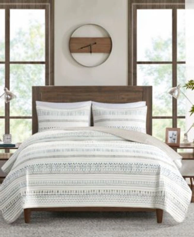 Madison Park Fraser Reversible Printed Microfiber Seersucker Quilt Sets Bedding In Taupe Multi