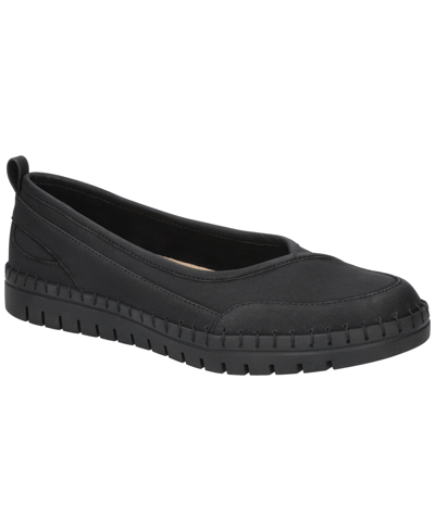 Easy Street Women's Poe Comfort Flats In Black