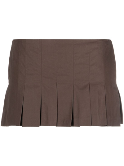 Sinéad O’dwyer Pleated-hem Cotton Shorts In Brown