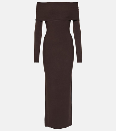 Alaïa Off-shoulder-midikleid Aus Jersey In Brown