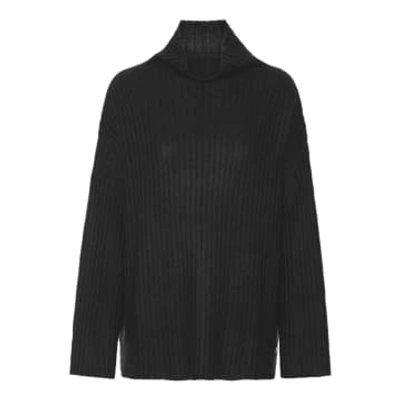 Beta Studios Gine Turtle-neck Mongolian Cashmere Sweater | Black