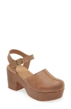 Chocolat Blu Gabrielle Platform Clog In Khaki Leather