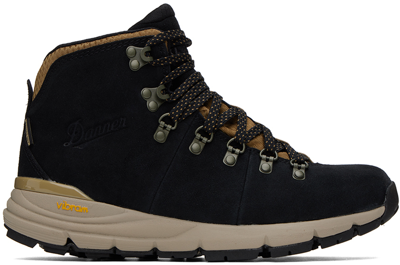 Danner Black Mountain 600 Boots In Black/khaki