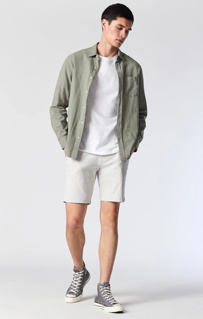 Mavi Noah Shorts In Oyster Mushroom Twill In Stone