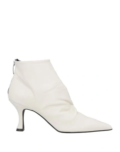 Islo Isabella Lorusso Woman Ankle Boots Ivory Size 11 Soft Leather In White