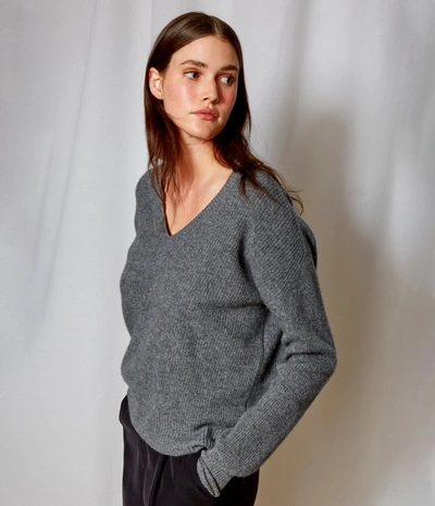 Michael Stars Lana Cashmere V-neck Sweater In Charcoal