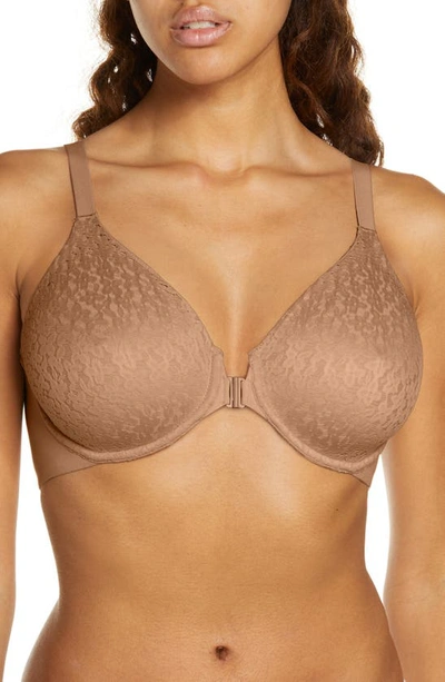 Chantelle Lingerie Norah Front Closure Molded Underwire Bra In Coffee Latte