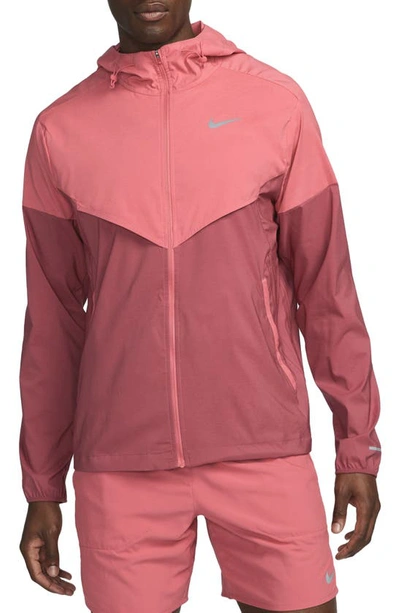 Nike Men's Windrunner Repel Running Jacket In Red