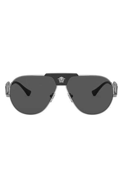 Versace 63mm Oversize Pilot Sunglasses In Gunmetal