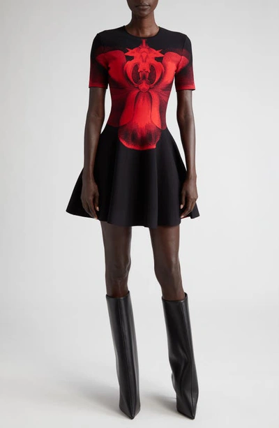 Alexander Mcqueen Ethereal Orchid Mini Dress In Black/red