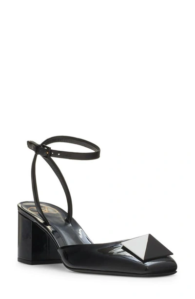 Valentino Garavani One Stud Ankle Strap Sandal In K97 Nero/ Bianco/ Nero