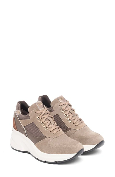 Nerogiardini Mixed Leather Wedge Runner Sneakers In Taupe