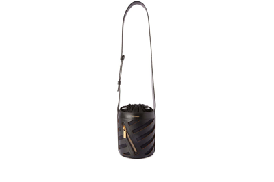 Pre-owned Off-white Diag Cut-out Bucket Bag Black