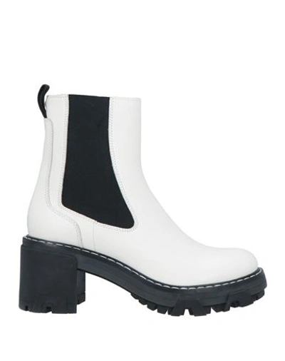 Rag & Bone Woman Ankle Boots Ivory Size 9 Soft Leather In White
