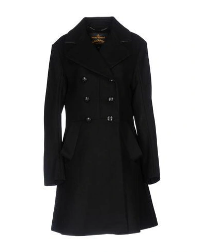 Vivienne Westwood Anglomania 大衣 In Black