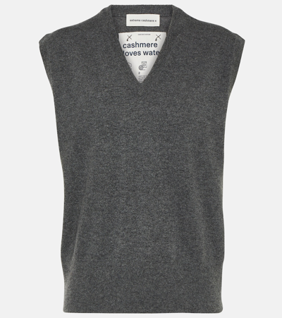 Extreme Cashmere N°243 Spencer Cashmere-blend Sweater Vest In Grey