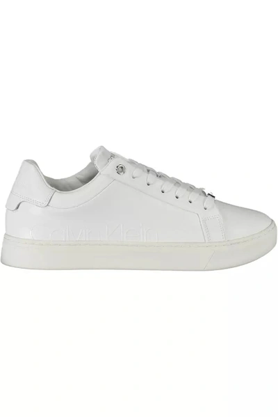 Calvin Klein Women's Camzy Round Toe Lace-up Casual Trainers In White