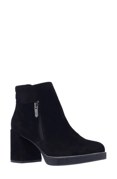 L'amour Des Pieds Lanelle Bootie In Black