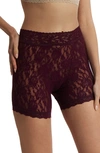 Hanky Panky Signature Lace Boxer Briefs In Dried Cherry