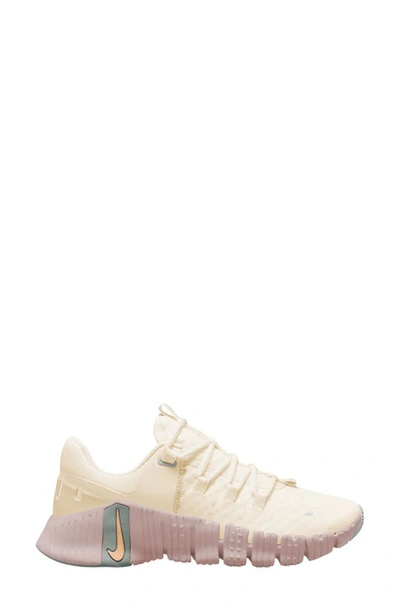 Nike Free Metcon 5 Training Shoe In Pale Ivory/ Peach/ Silver