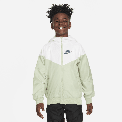 Nike Sportswear Windrunner Big Kids' (boys') Loose Hip-length Hooded Jacket In Green