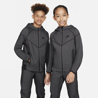 Nike Sportswear Tech Fleece Big Kids' (boy's) Winterized Full-zip Hoodie In Black