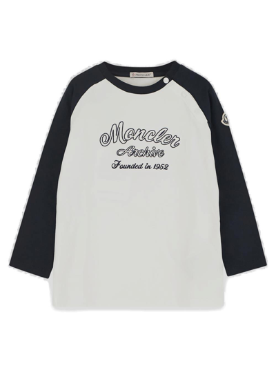 Moncler Kids' Logo Embroidered Crewneck Sweatshirt In White