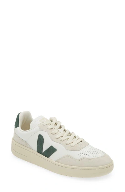 Veja V-90 Low-top Sneakers In Extra_white_cyprus