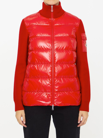 Moncler Logo Patch Contrasting Padded Jacket In Red