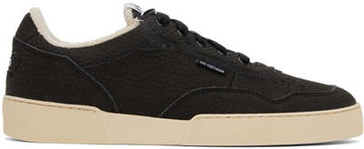 Ekn Black Daisy Trainers In Soil