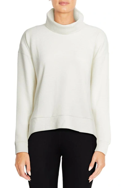 Balance Collection Marci Long Sleeve Turtleneck Top In Heather Cannoli Cream White