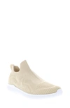 PROPÉT TRAVELBOUND SLIP-ON SNEAKER