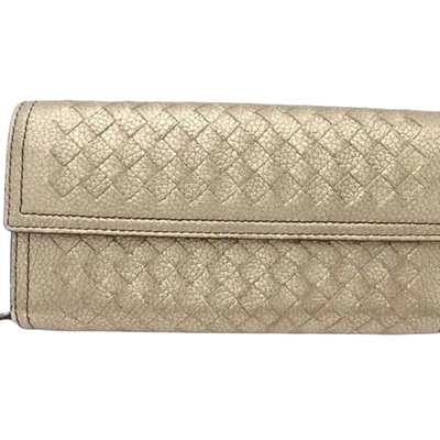 Bottega Veneta Intrecciato Gold Leather Wallet  ()