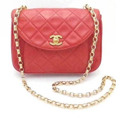 Pre-owned Chanel Matelassé Red Leather Shopper Bag ()