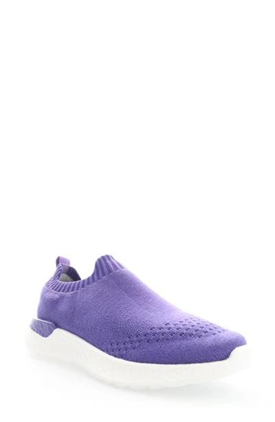 Propét Propet Extra Wide Width B10 Unite Slipon Sneaker In Purple