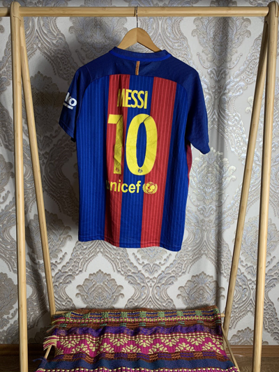 Pre-owned F C Barcelona X Soccer Jersey Vintage Nike Fc Barcelona Lionel Messi 10 Soccer Jersey Y2k In Blue