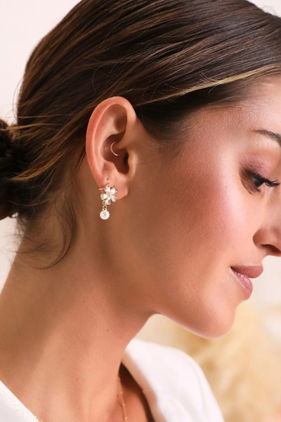 Lulus Simply Sparkling Gold Rhinestone Pearl Flower Stud Earrings